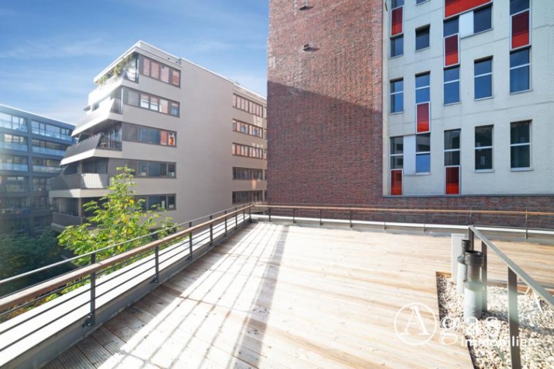 Berlin TEILGEWERBLICH MÖGLICH! Luxuriöses Townhouse mit 5 Zimmern und Dachterrasse auf über 300m² in Mitte! Wohnung mieten