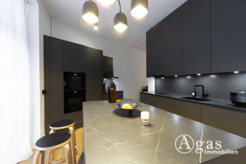 Berlin TEILGEWERBLICH MÖGLICH! Luxuriöses Townhouse mit 5 Zimmern und Dachterrasse auf über 300m² in Mitte! Wohnung mieten