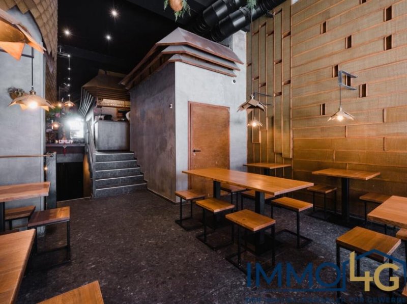 Berlin Modernes Restaurant am Rosa-Luxemburg-Platz Gewerbe mieten