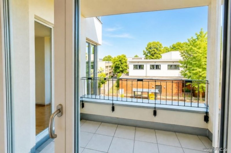 Berlin MÖBLIERTE 2-Zimmer-Neubau-Wohnung mit Balkon zu vermieten Wohnung mieten
