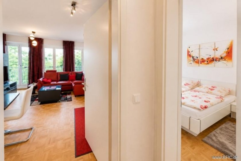 Berlin MÖBLIERTE 2-Zimmer-Neubau-Wohnung mit Balkon zu vermieten Wohnung mieten