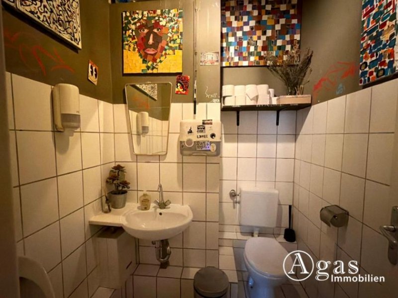 Berlin Etablierte Weinbar mit italienischem Charme in begehrter Kiezlage von Friedrichshain Gewerbe mieten