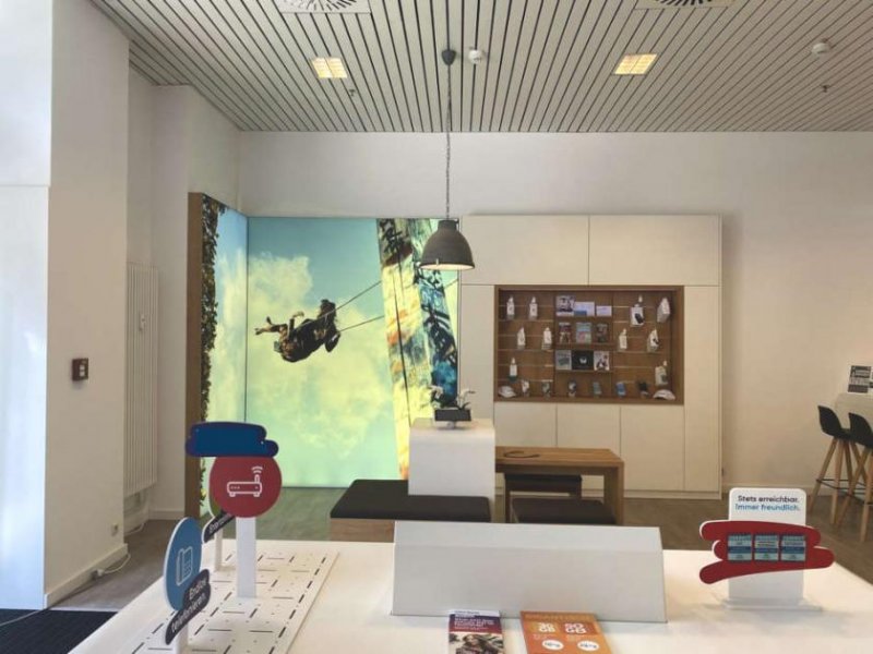 Berlin Prov.-frei: Attraktive Laden-Geschäftsfläche Gewerbe mieten