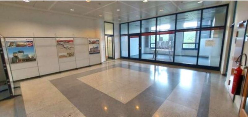 Berlin Prov.-frei: Helles Einzelbüro am Ringcenter Gewerbe mieten