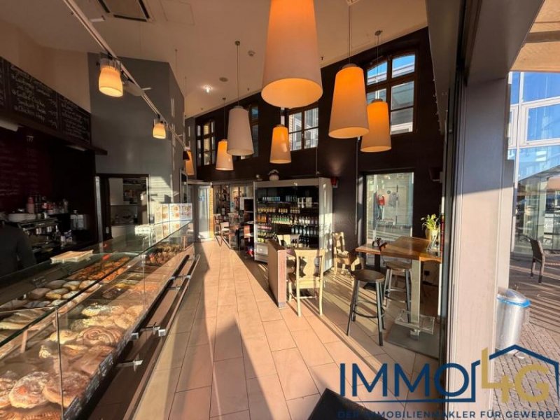 Berlin Etablierter Bäckerei- und Caféstandort mit großzügiger Außenfläche in S-Bahnnähe Gewerbe mieten