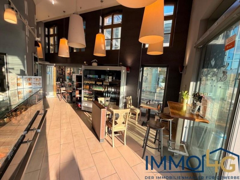 Berlin Etablierter Bäckerei- und Caféstandort mit großzügiger Außenfläche in S-Bahnnähe Gewerbe mieten