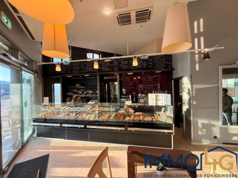 Berlin Etablierter Bäckerei- und Caféstandort mit großzügiger Außenfläche in S-Bahnnähe Gewerbe mieten