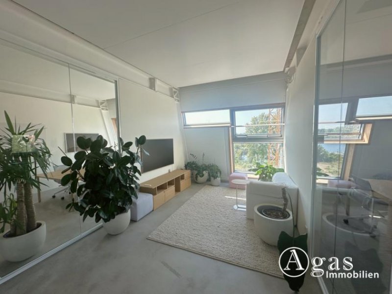 Berlin Innovation trifft Komfort: Modernes Büro über 2 Etagen mit Panorama-Dachterrasse zu vermieten Gewerbe mieten