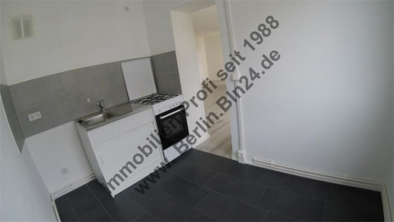 Berlin Zweitbezug nach Sanierung-Südbalkon - Mietwohnung Wohnung mieten