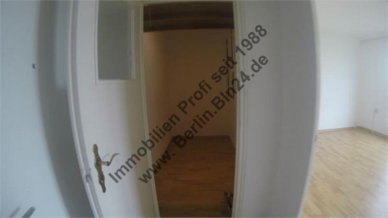 Berlin Zweitbezug einer Mietwohnung - 2er WG möglich in Friedrichshain Wohnung mieten