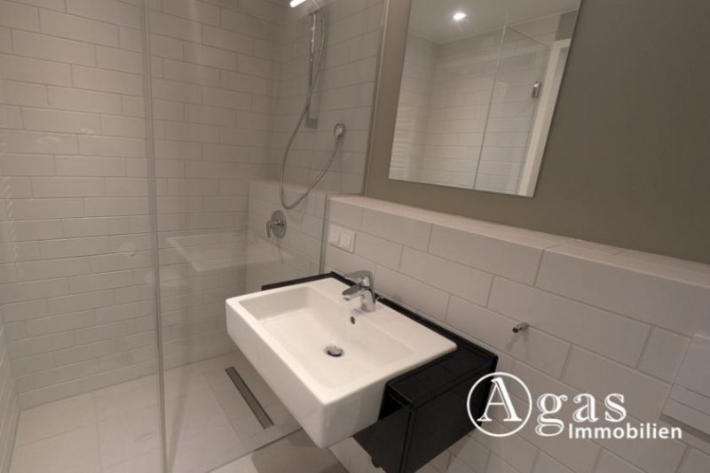 Berlin teilmöbliertes 1-Zimmer-Apartment in Moabit mit Concierge und privatem Gym Wohnung mieten