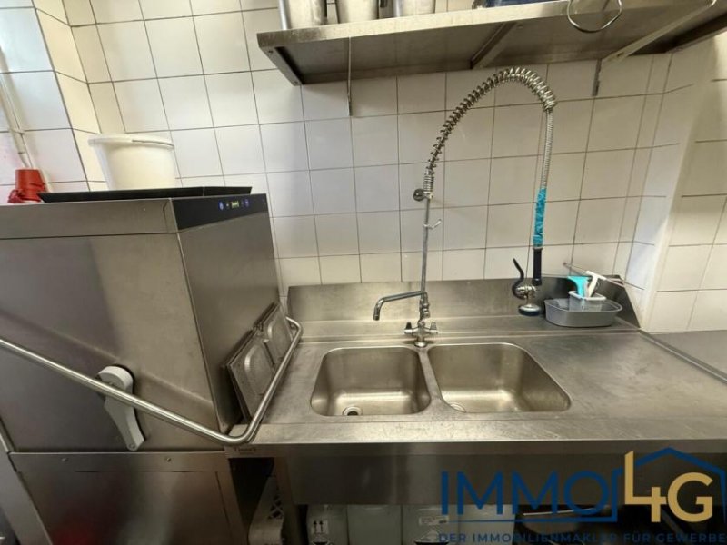 Berlin Restaurant mit großer Terrasse in Charlottenburg Gewerbe mieten