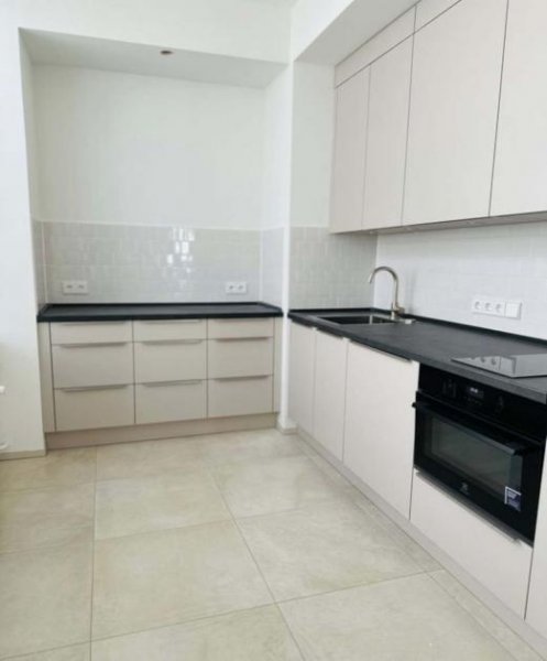 Berlin Prov.-frei: Erstbezug zwischen Adenauer und Olivaer Platz Gewerbe mieten