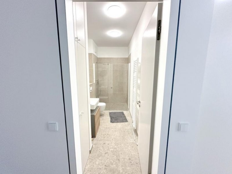 Berlin Modern Living at the OYSTER -
Exklusives 2-Zimmer-Apartment 
- voll möbliert wohnen 
für 1 Jahr Wohnung mieten