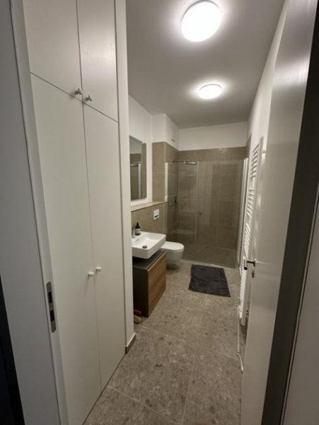 Berlin Wohnen auf Zeit:
möblierte 2-Zimmer-Wohnung am Los-Angeles-Platz
im stilvollen "the OYSTER" Wohnung mieten