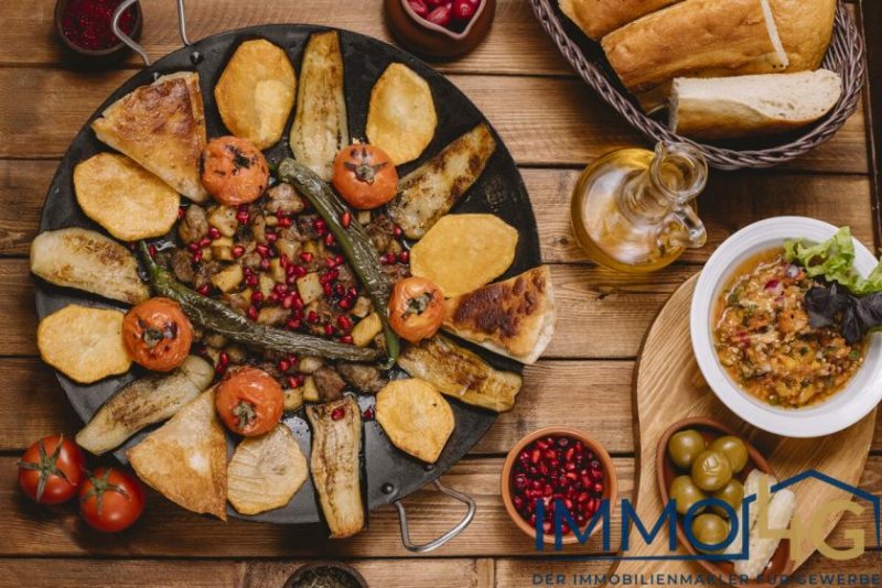 Berlin Kreuzberger Geheimtipp: Modernes Hinterhof-Restaurant mit urbanem Flair und Sonnenterrasse Gewerbe mieten