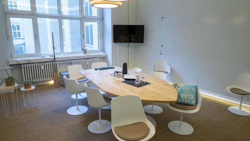 Berlin Schön ausgebaute Büroflächen mit Blick auf den Teltowkanal! Gewerbe mieten