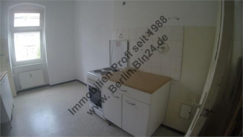 Berlin Mietwohnung -teilsaniert und günstig und ruhig in Tempelhof - Berlin Wohnung mieten