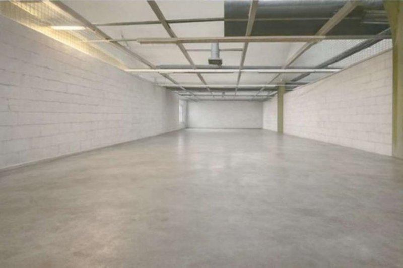 Berlin Prov.-frei: Lagerhalle mit eigener Bürofläche Gewerbe mieten