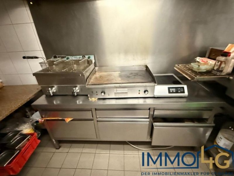 Berlin kleine Gastrofläche mit Vollküche und Mitarbeiterwohnung im grünen Friedenau - ideal für Lieferdienst oder Dark Kitchen