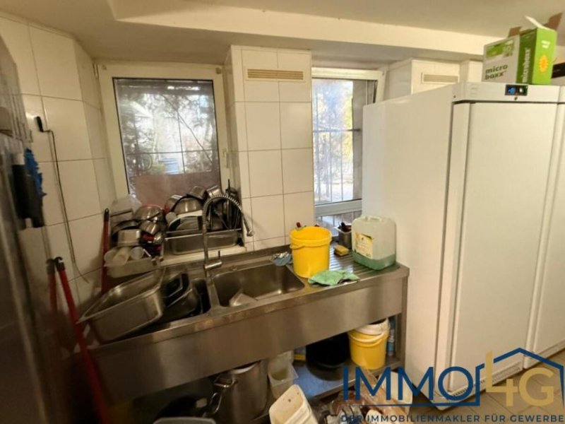 Berlin kleine Gastrofläche mit Vollküche und Mitarbeiterwohnung im grünen Friedenau - ideal für Lieferdienst oder Dark Kitchen