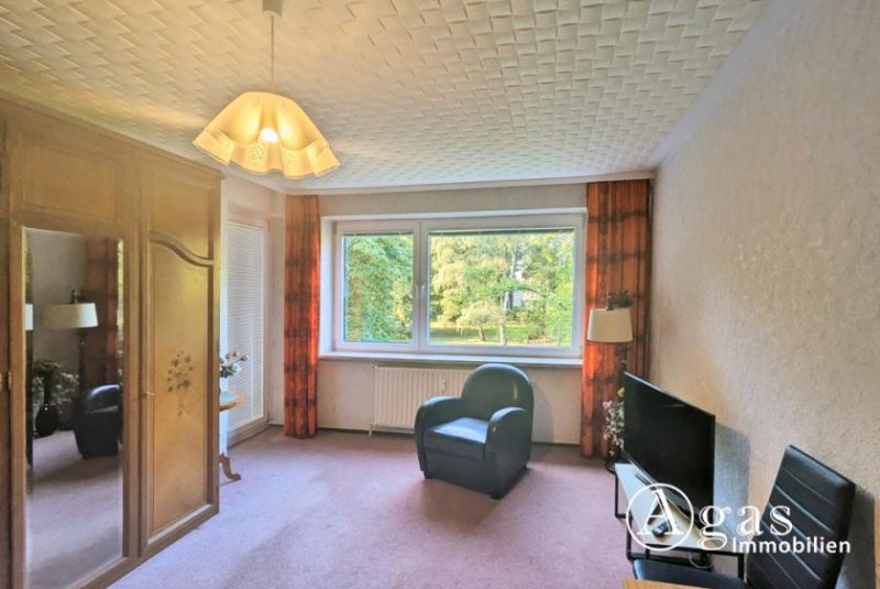 Berlin Möblierte 2,5-Zimmer-Wohnung mit Balkon in ruhiger Lage in Buckow Wohnung mieten