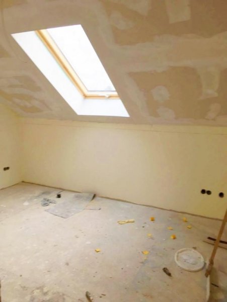 Berlin Erstbezug nach Sanierung - 4 Zimmer Maisonette mit Balkon Wohnung mieten