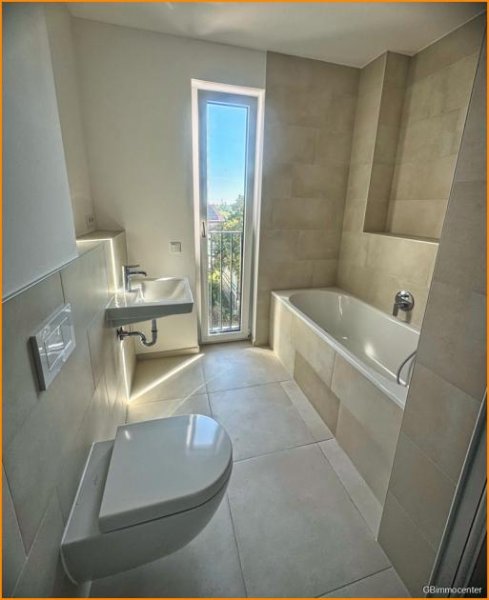 Schönefeld (Landkreis Dahme-Spreewald) Perfekt für Paare oder eine kleine Familie! Wohnung mieten