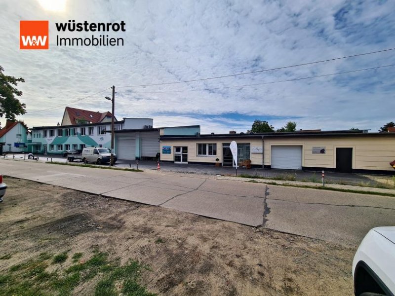 Berlin Gewerbeeinheit mit Empfang, zwei Räumen, Badezimmer, Küche als Kosmetikstudio, Praxis oder Büro Gewerbe mieten