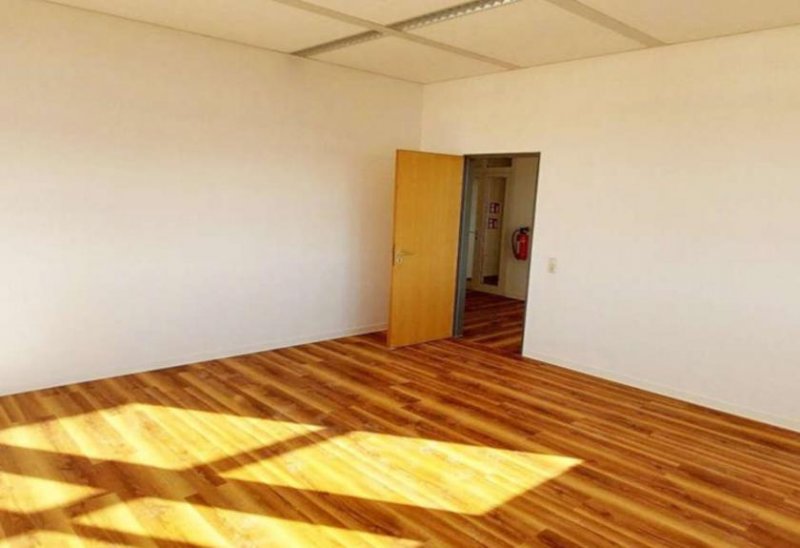 Berlin Prov.-frei: Große helle Büroetage Gewerbe mieten