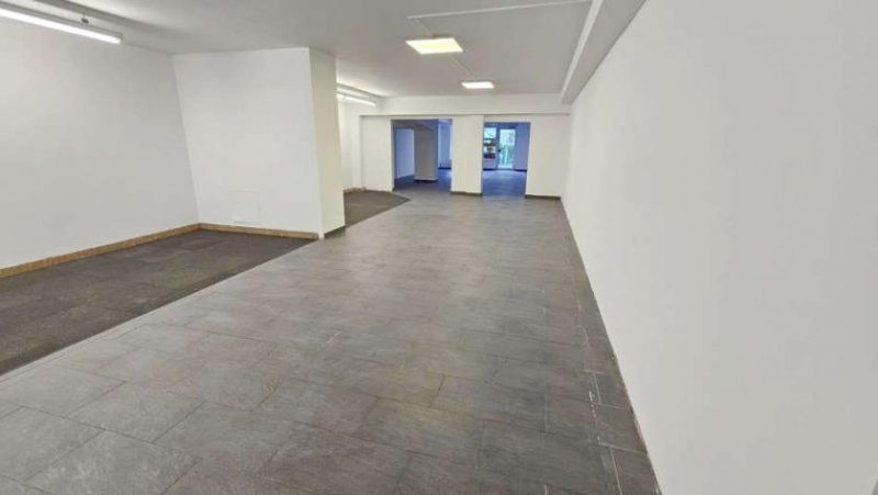 Berlin Prov.-frei: Gut sichtbare Ladenfläche Gewerbe mieten