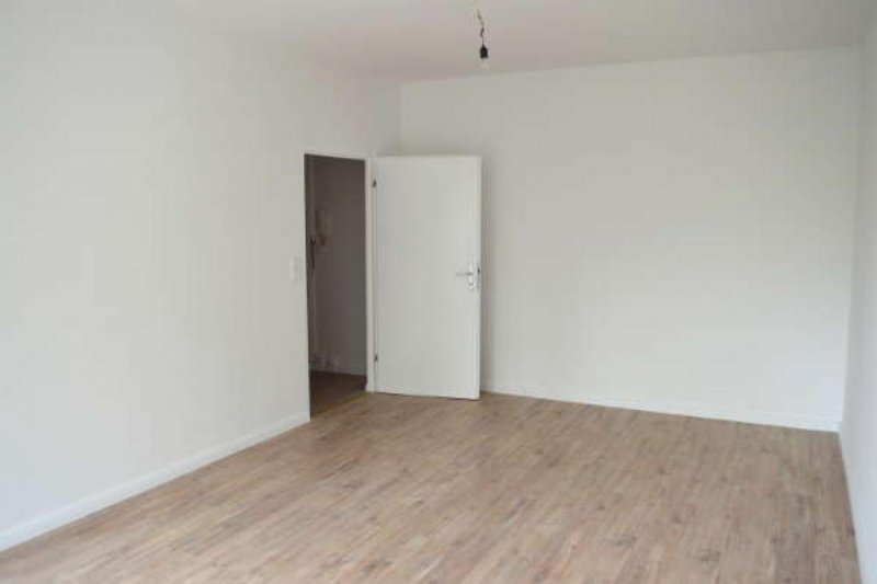 Berlin HELLE MODERNISIERTE EINZIMMERWOHNUNG Wohnung mieten