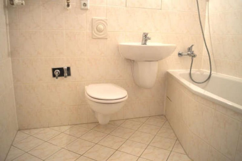 Berlin Modernisierte 1-Zimmerwohnung mit Herd Wohnung mieten