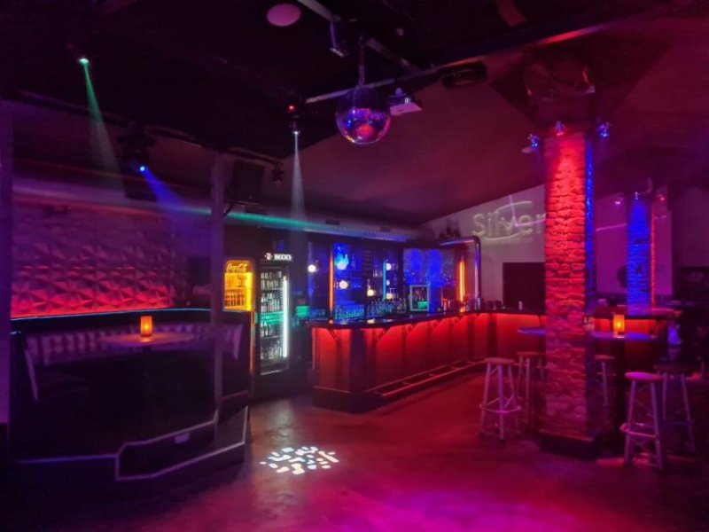 Berlin Eventlocation & Club in Berlin zur Miete - bis 200 Gäste | Komplett ausgestattet Gewerbe mieten