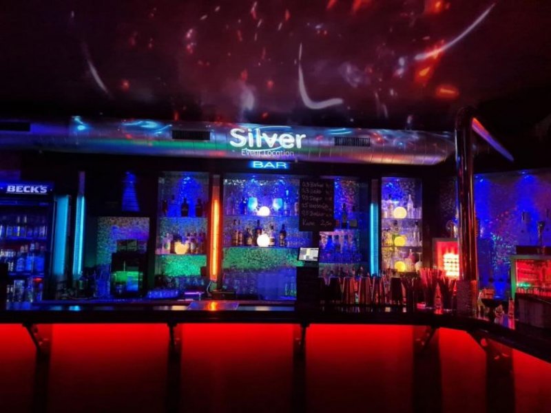 Berlin Eventlocation & Club in Berlin zur Miete - bis 200 Gäste | Komplett ausgestattet Gewerbe mieten