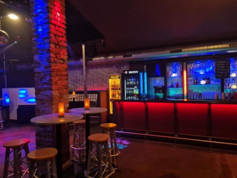 Berlin Eventlocation & Club in Berlin zur Miete - bis 200 Gäste | Komplett ausgestattet Gewerbe mieten