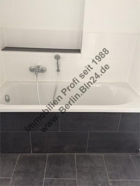 Berlin Nähe S-Bahn + HUMBOLDHAIN + Süd-Balkon+Wannenbad Wohnung mieten