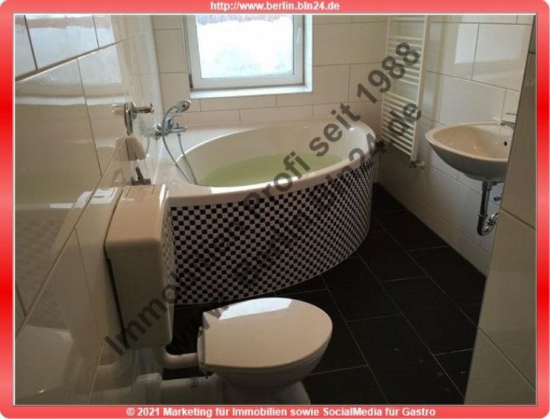 Berlin Dachgeschoss -Wohnung - Bruttokaltmiete Wohnung mieten