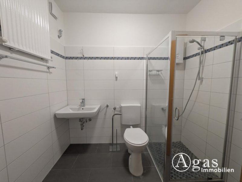 Berlin Sonnige 2-Zimmer-Wohnung mit Balkon in Tegelort Wohnung mieten