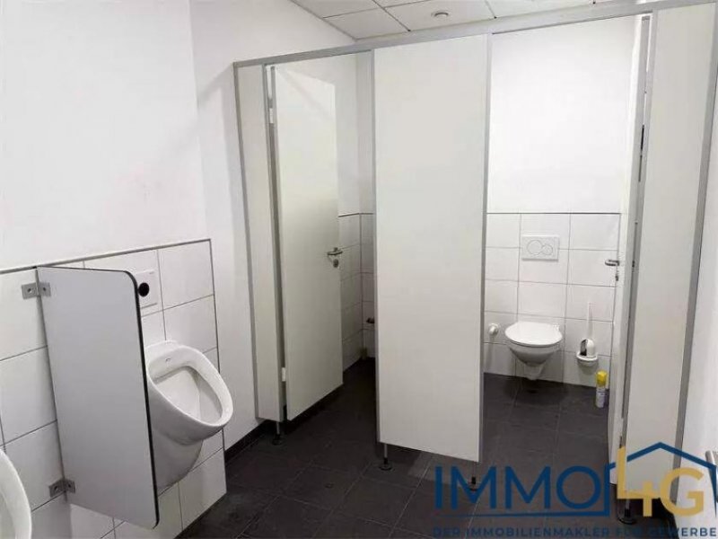 Berlin Tegel - Autobahnnähe: große Bürofläche auf insgesamt 552 m² - optional teilbar Gewerbe mieten