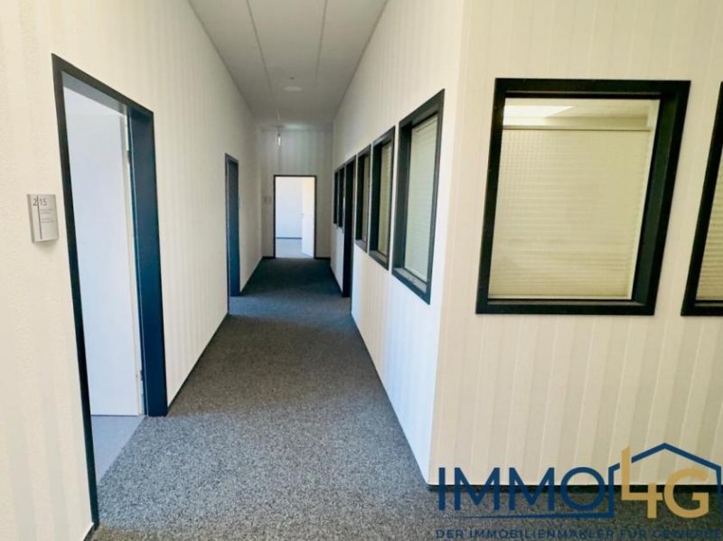 Berlin Tegel - Autobahnnähe: große Bürofläche auf insgesamt 692 m² - optional teilbar Gewerbe mieten