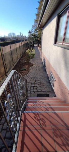 Berlin Mietwohnung mit eigenem Eingang Wohnung mieten