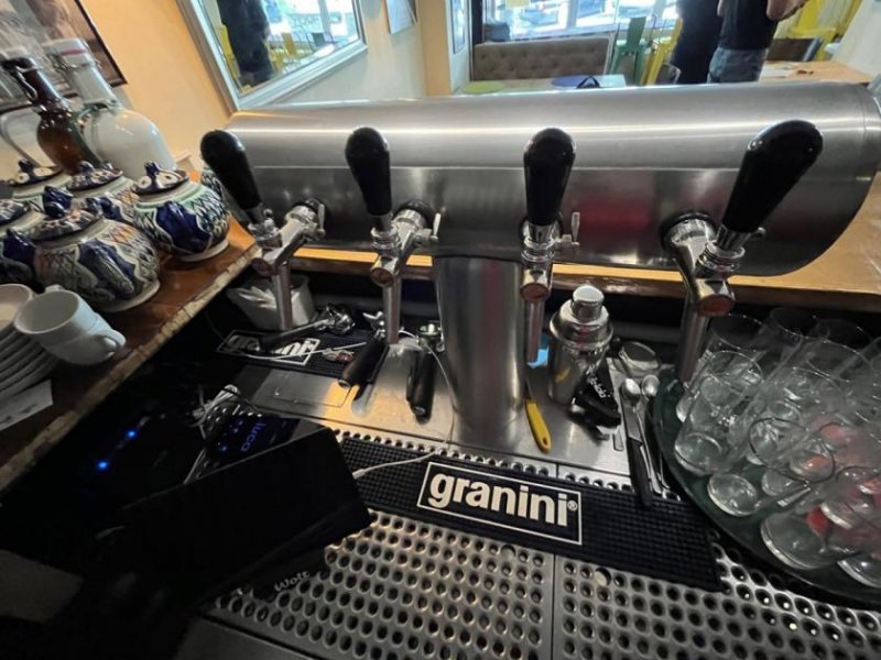 Berlin Charmante Gastgewerbe Immobilie in Top-Lage von Westend Gewerbe mieten