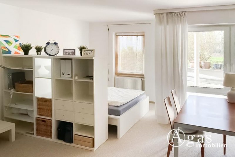 Kleinmachnow In Seenähe: 1-Zimmer-Erdgeschosswohnung mit 2 Terrassen und TG-Stellplatz in Kleinmachnow Wohnung mieten