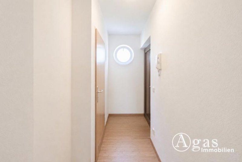 Kleinmachnow In Seenähe: 1-Zimmer-Erdgeschosswohnung mit 2 Terrassen und TG-Stellplatz in Kleinmachnow Wohnung mieten