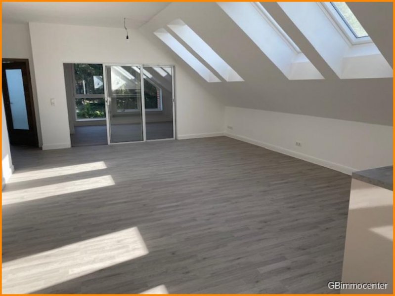 Beelitz (Landkreis Potsdam-Mittelmark) Traum Dachgeschoss mit Möglichkeiten.... für 2026 Wohnung mieten