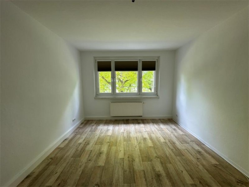 Brandenburg an der Havel 2 Zimmer EBKBalkon... Wohnung mieten