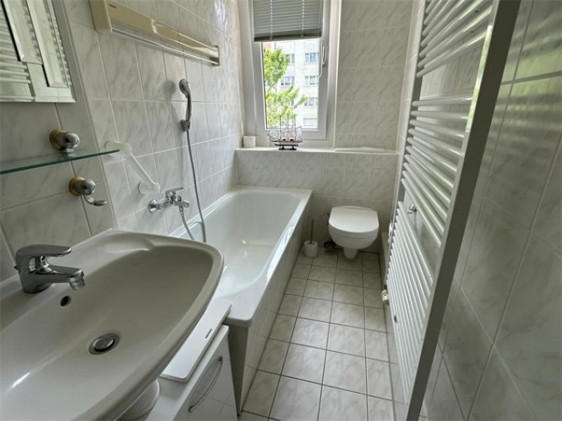 Brandenburg an der Havel 2 Zimmer EBKBalkon... Wohnung mieten