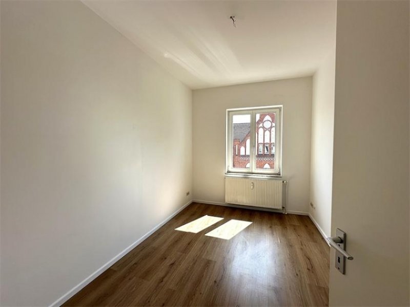 Brandenburg an der Havel 5-Zimmer, Küche und 2 Bäder... Wohnung mieten