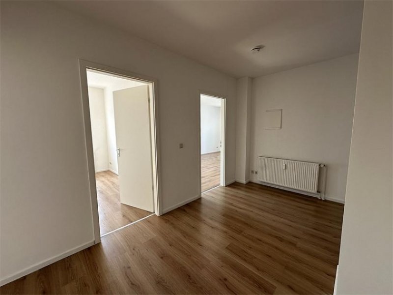 Brandenburg an der Havel 5-Zimmer, Küche und 2 Bäder... Wohnung mieten